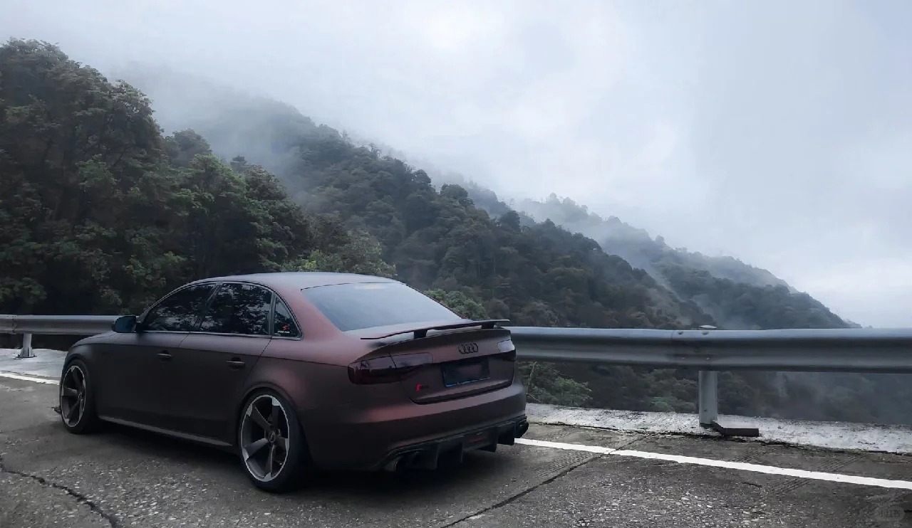 Ravoony Plus Ultimate Flat Coffee Brown Car Wrap review Nadia Petrova 04