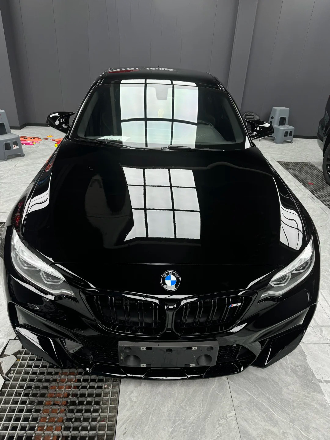 Ravoony Pro TPU Super Glossy Black PPF Film review Nia Johnson 01