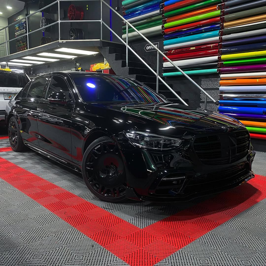 Ravoony Pro TPU Super Glossy Black PPF Film review Jada Park 02