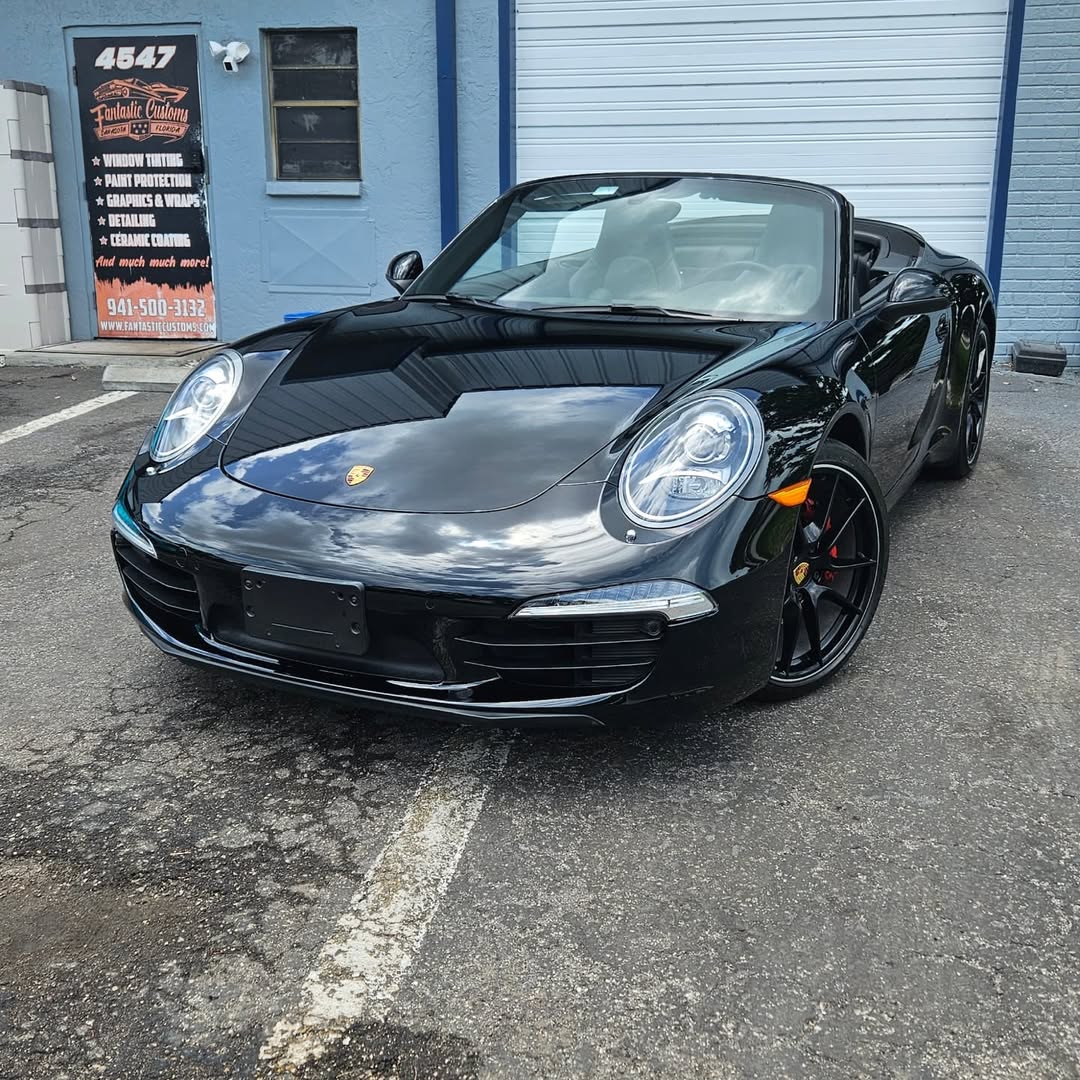 Ravoony Pro TPU Super Glossy Black PPF Film review Simone Rivera 01