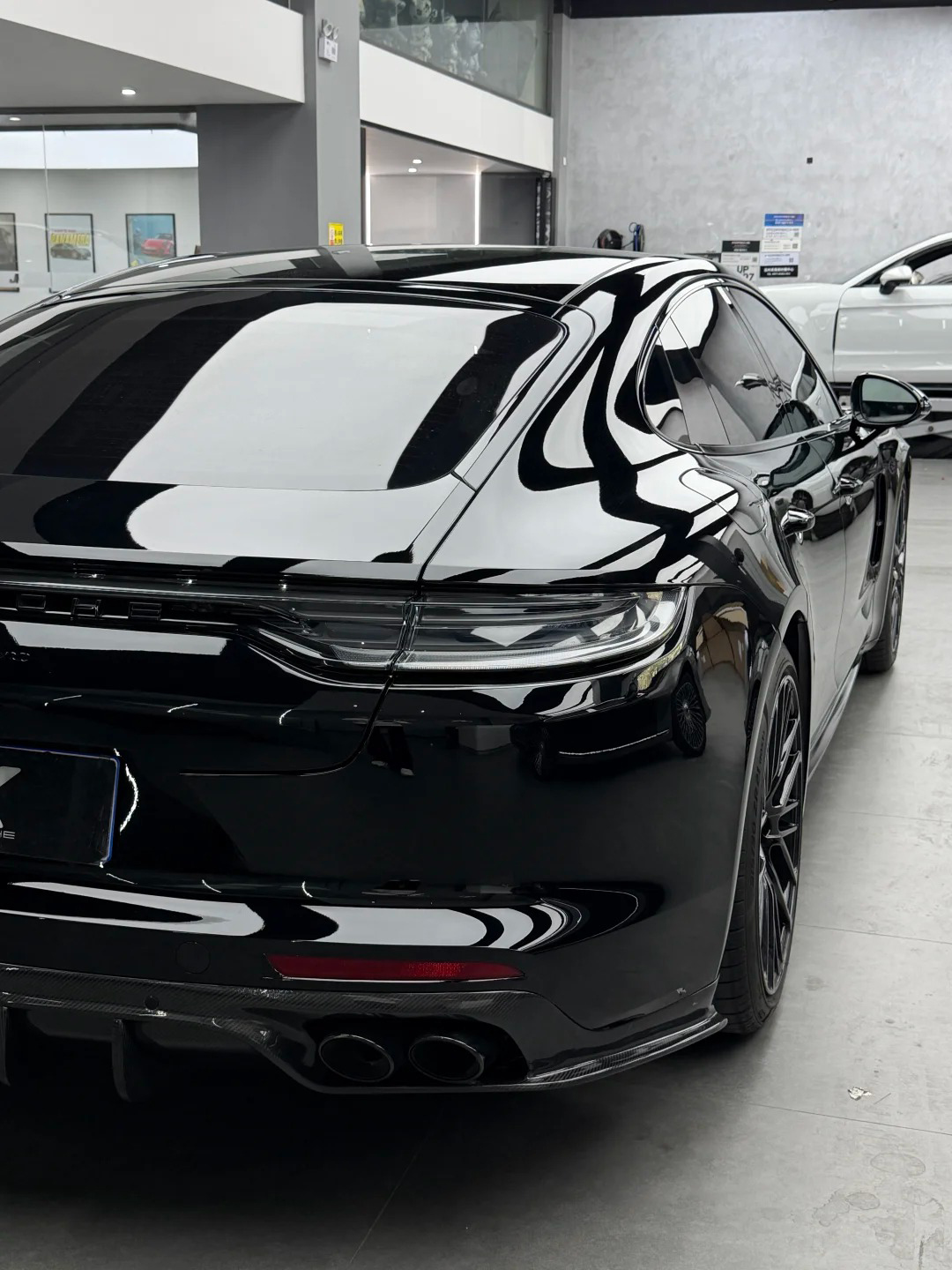 Ravoony Pro TPU Super Glossy Black PPF Film review Eclipse Vehicle Armor 02