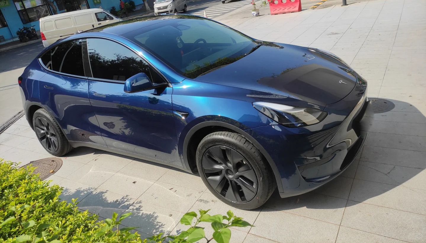 Ravoony Pro TPU Glossy Liquid Metallic Interstellar Blue PPF Film review Lyra Sterling