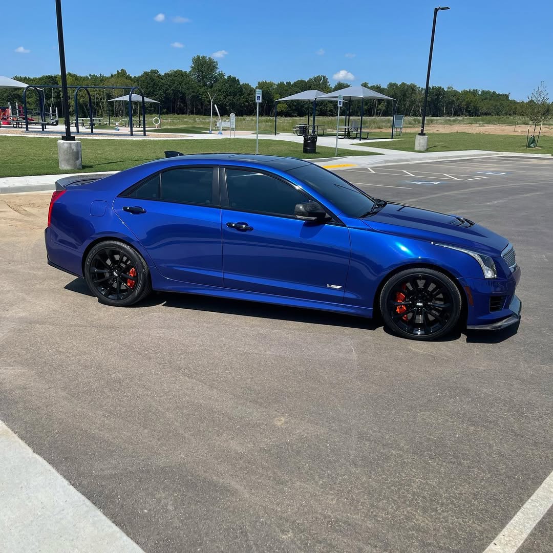 Ravoony Plus PET Tesla Gloss Deep Blue Vinyl Car Wrap review Tesla Tint Pro 05