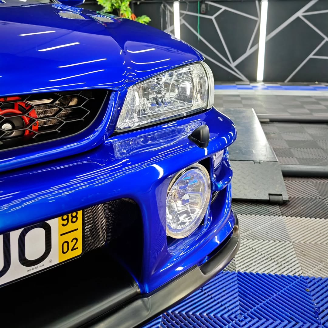 Ravoony Plus PET Tesla Gloss Deep Blue Vinyl Car Wrap review Nautical Finish Studio 02