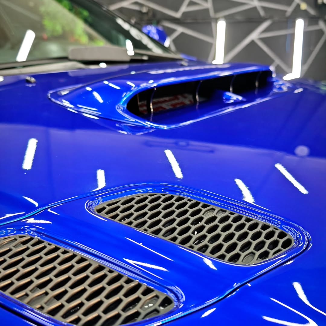 Ravoony Plus PET Tesla Gloss Deep Blue Vinyl Car Wrap review Nautical Finish Studio 11