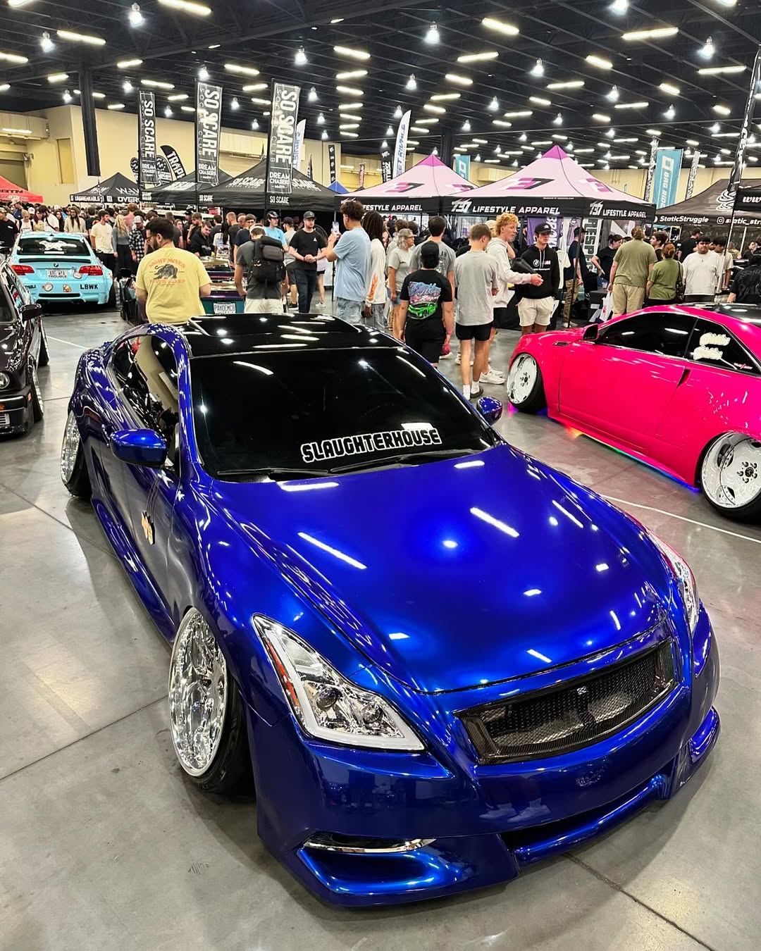 Ravoony Plus PET Tesla Gloss Deep Blue Vinyl Car Wrap review Hannah Clarke 00