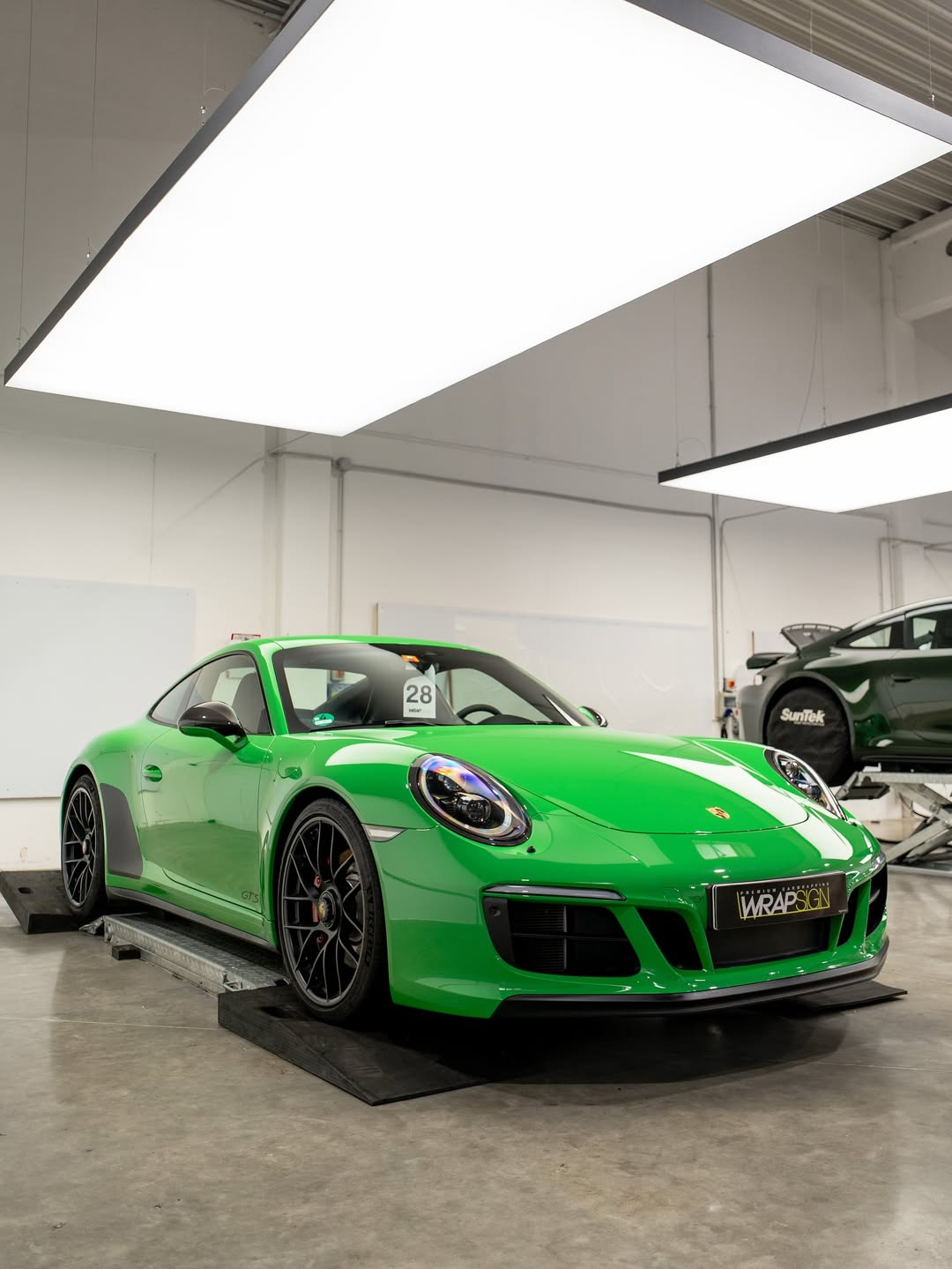 Ravoony U Series Ultra Gloss TPU Lotus Leaf PPF Paint Protection Film 8.5mil review 2