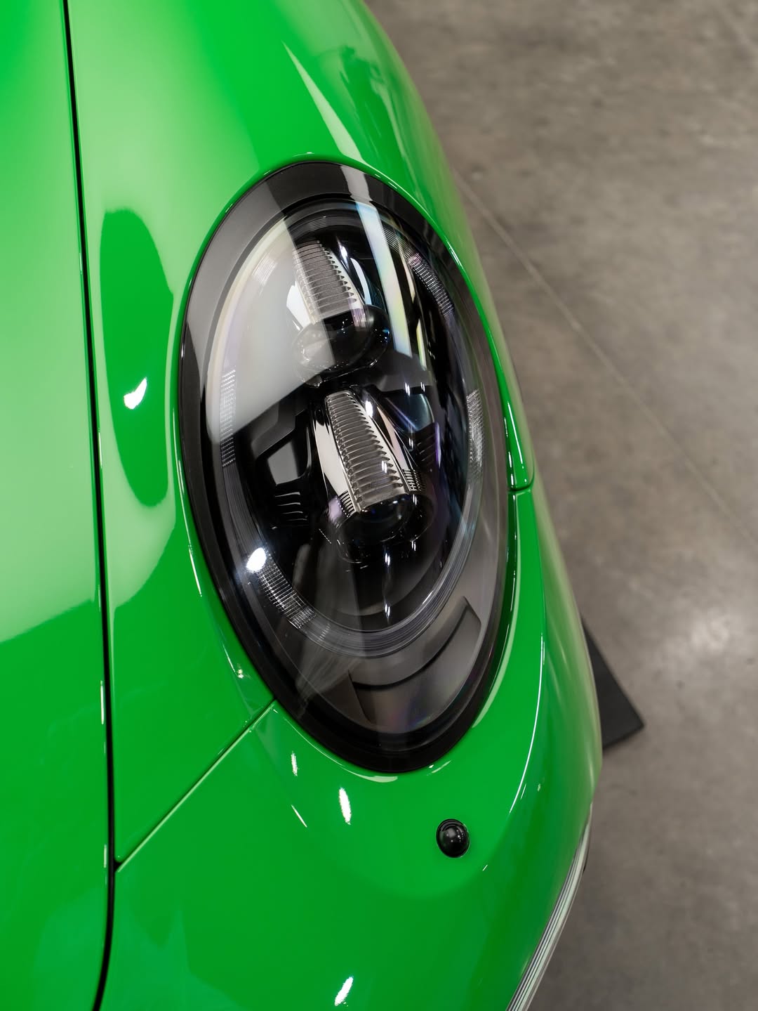 Ravoony U Series Ultra Gloss TPU Lotus Leaf PPF Paint Protection Film 8.5mil review 6