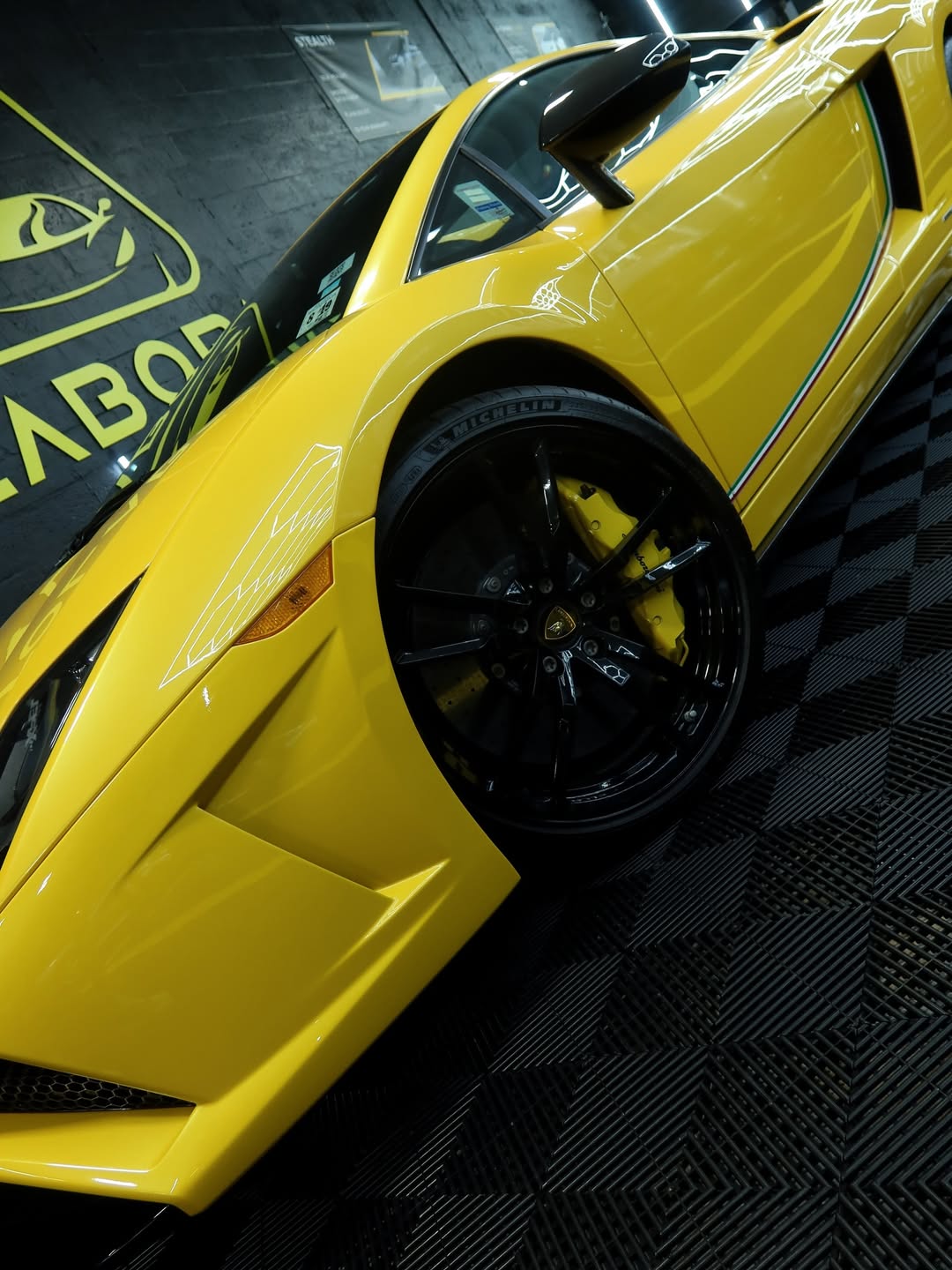 Ravoony U Series Ultra Gloss TPU Lotus Leaf PPF Paint Protection Film 8.5mil review 4