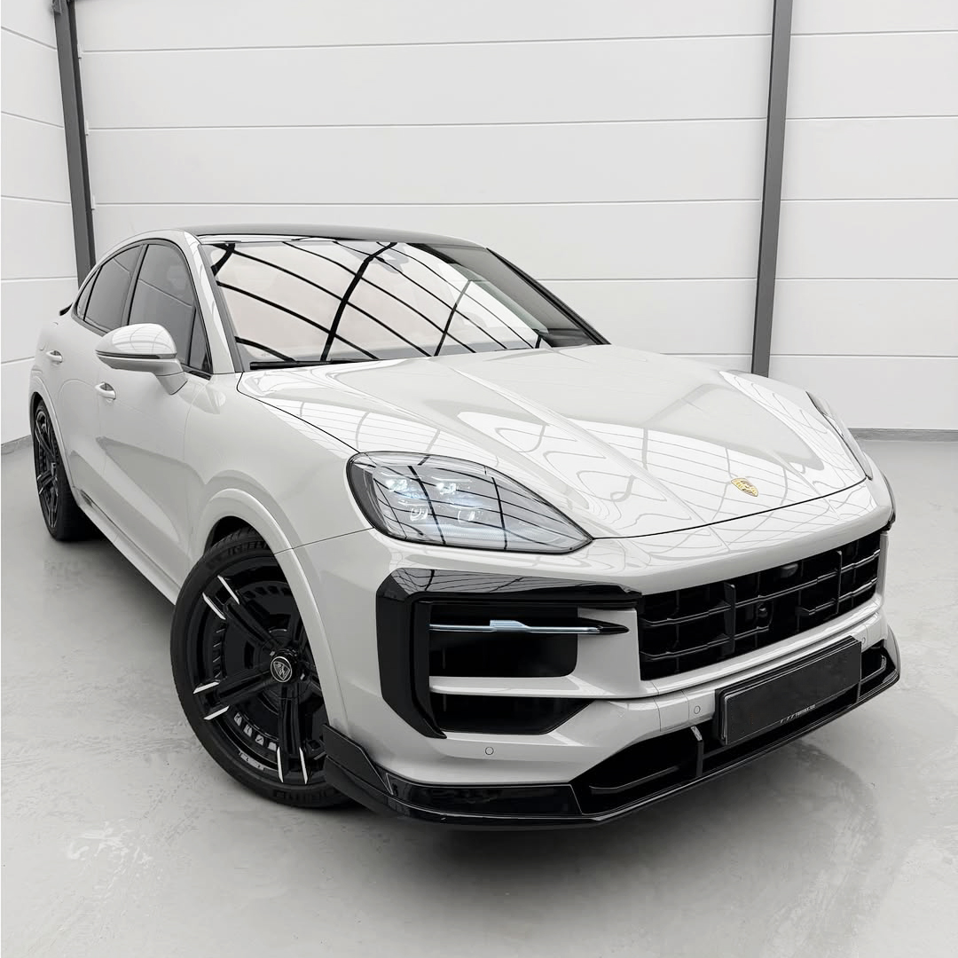 Ravoony Plus PET Crystal White Car Vinyl Wrap review Silas Kane 00