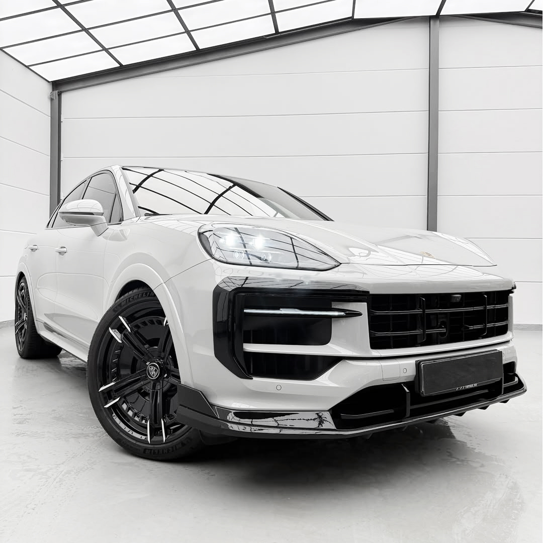 Ravoony Plus PET Crystal White Car Vinyl Wrap review Silas Kane 01