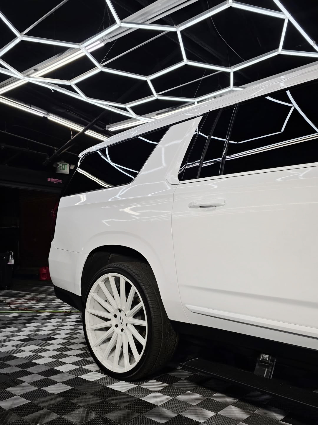 Ravoony Plus PET Crystal White Car Vinyl Wrap review Pearlcoat Wraps 00