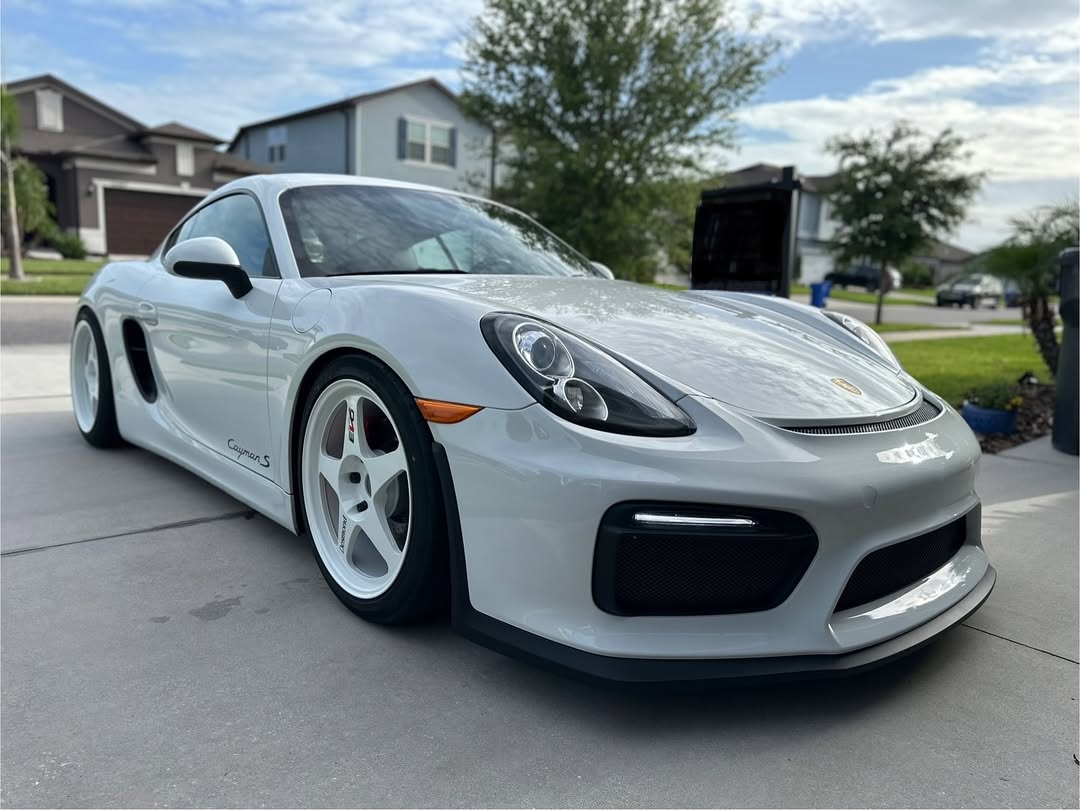 Ravoony Plus PET Crystal White Car Vinyl Wrap review Asher Bloom 00