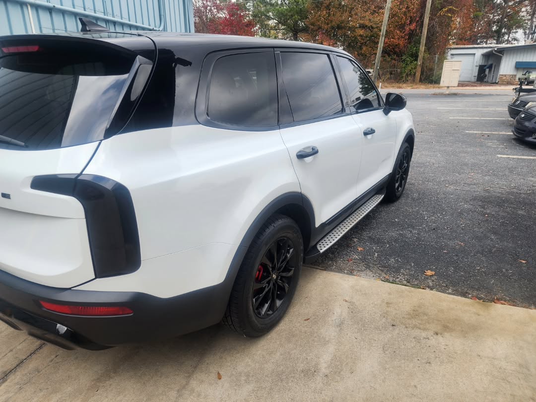 Ravoony Plus PET Gloss White Car Wrap review Phoenix Wright 01