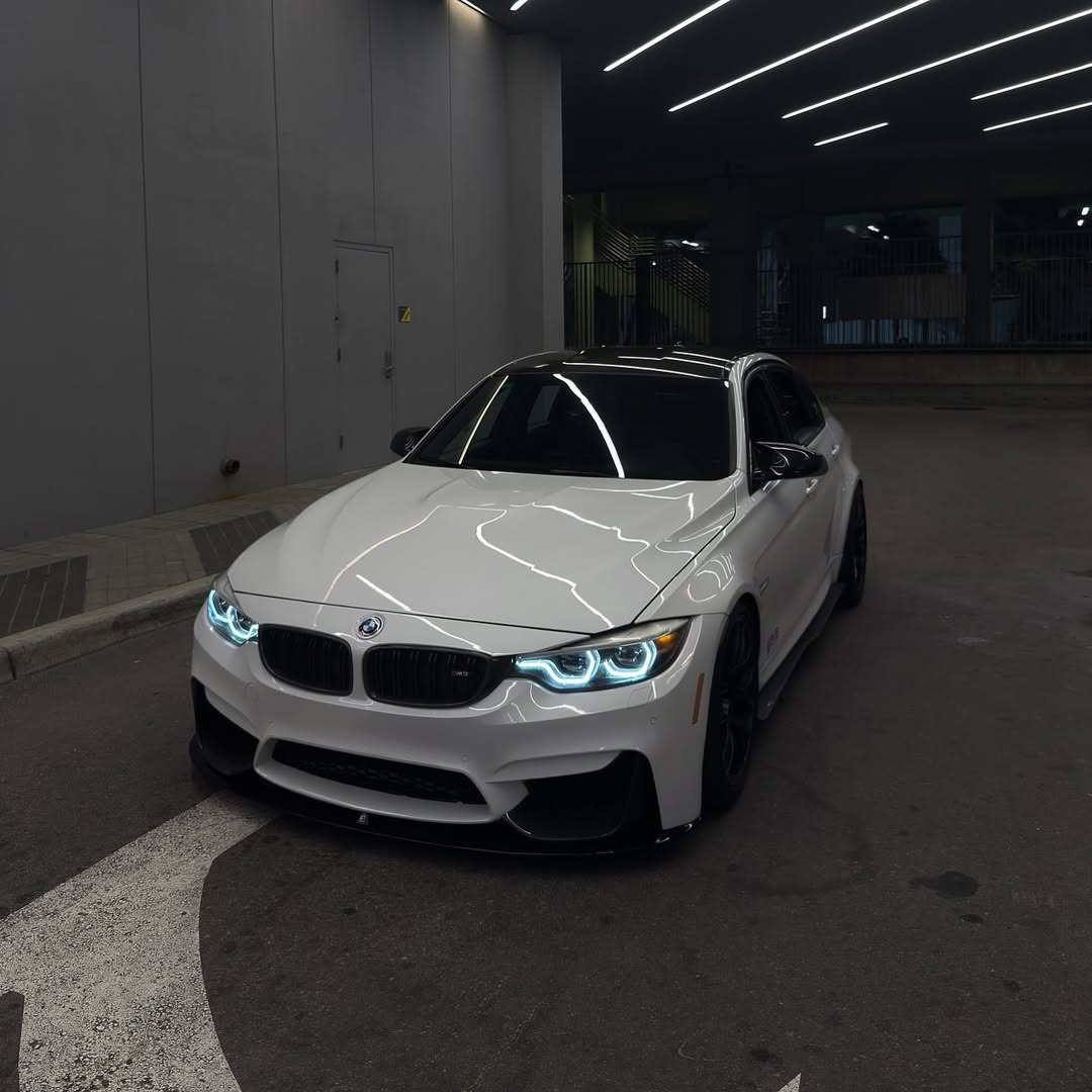 Ravoony Plus PET Gloss White Car Wrap review Selene Sharp