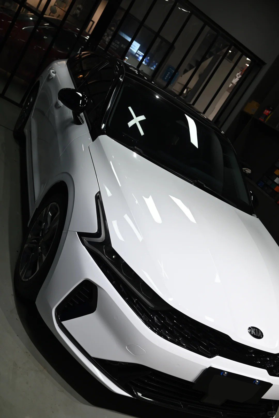 Ravoony Plus PET Gloss White Car Wrap review Zero One Customs 00