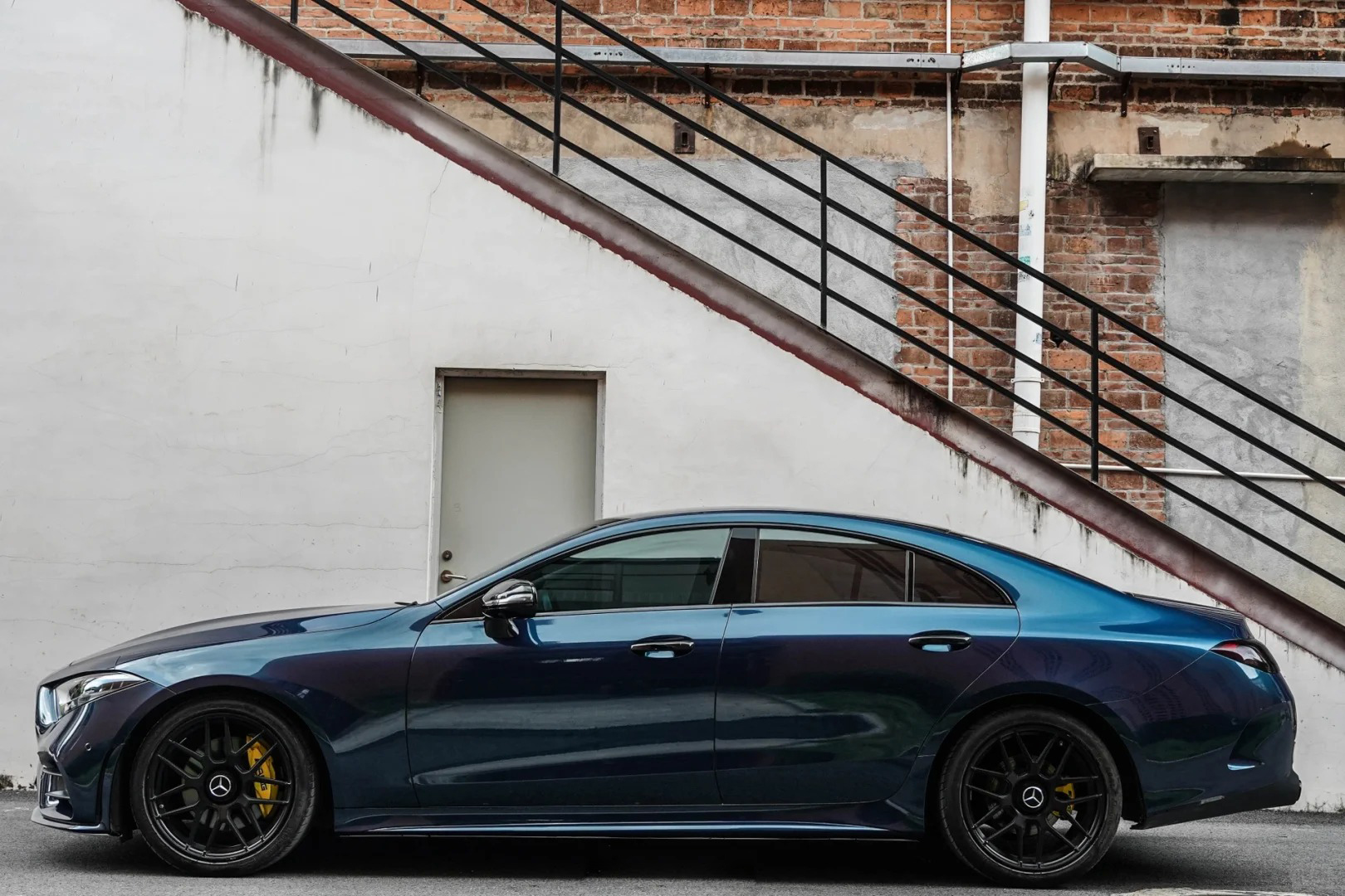 Ravoony Plus Glossy Liquid Metallic Interstellar Blue Car Vinyl Wrap review Carter Jenkins 03