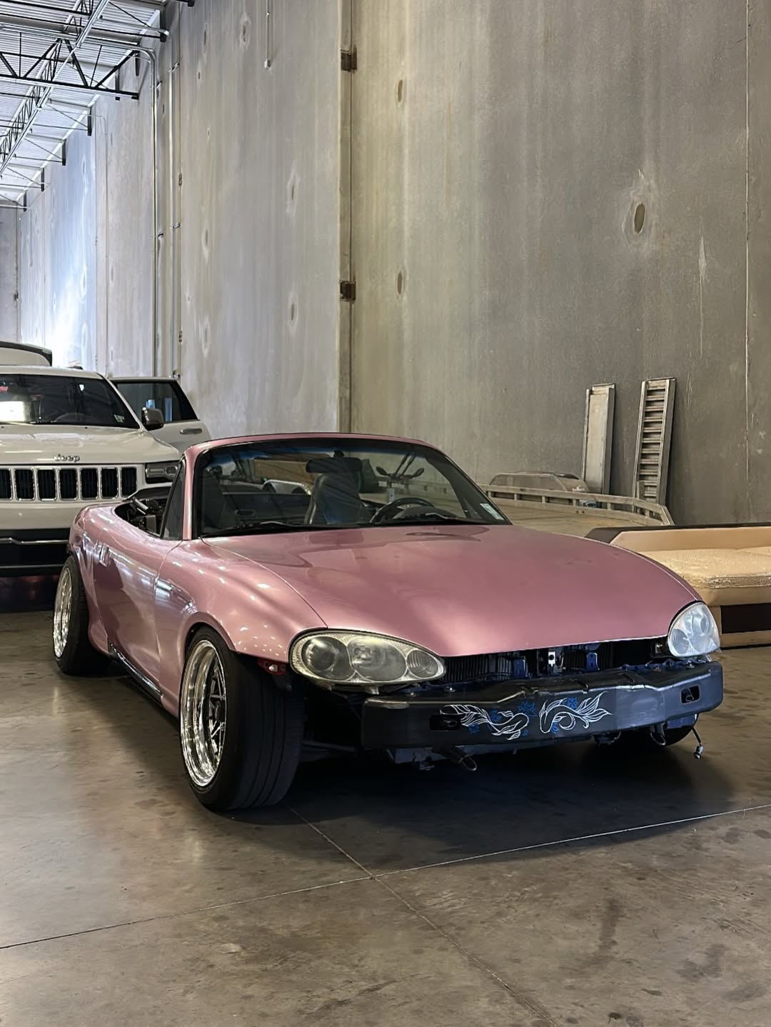 Ravoony Plus Bentley Gloss Passion Pink Vinyl Car Wrap review avmizu avah 01