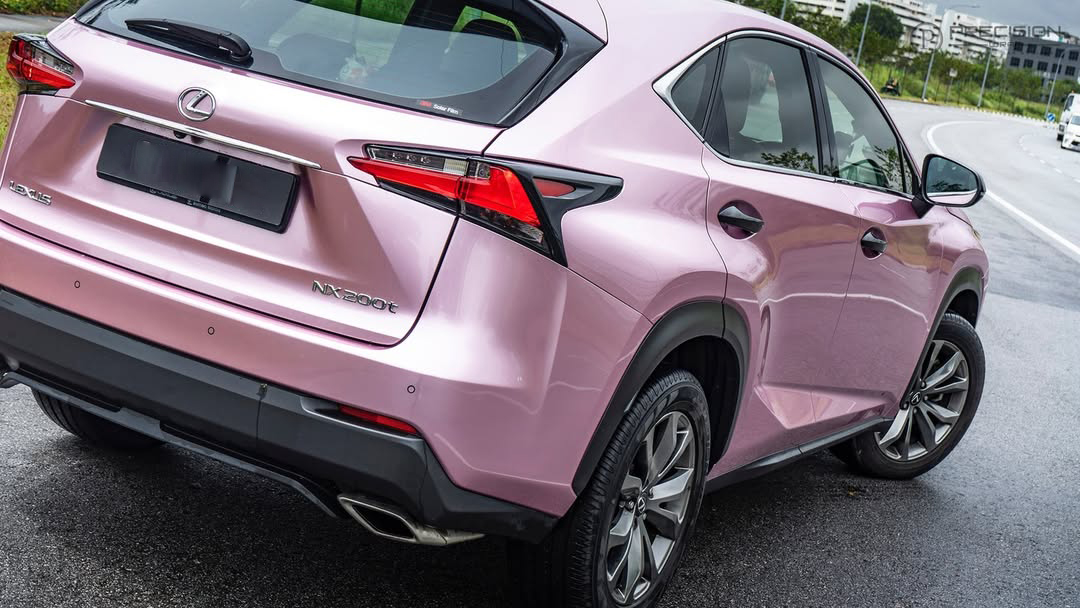 Ravoony Plus Bentley Gloss Passion Pink Vinyl Car Wrap review Opulence Wrap Studio 04