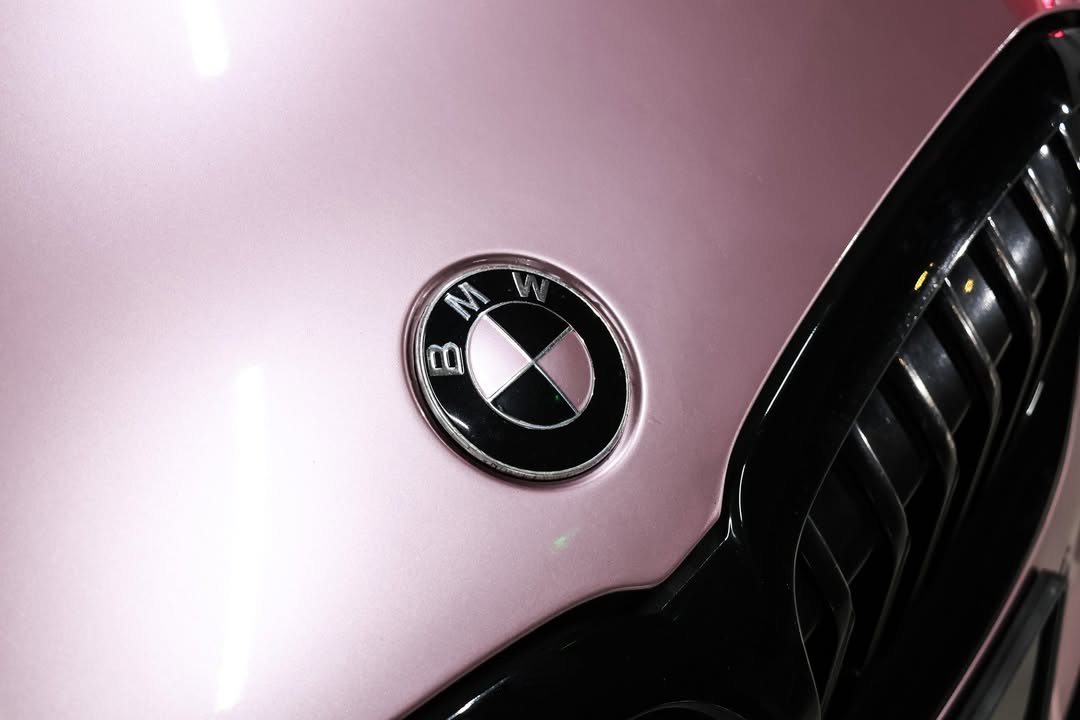 Ravoony Plus Bentley Gloss Passion Pink Vinyl Car Wrap review Riley Matthews 08