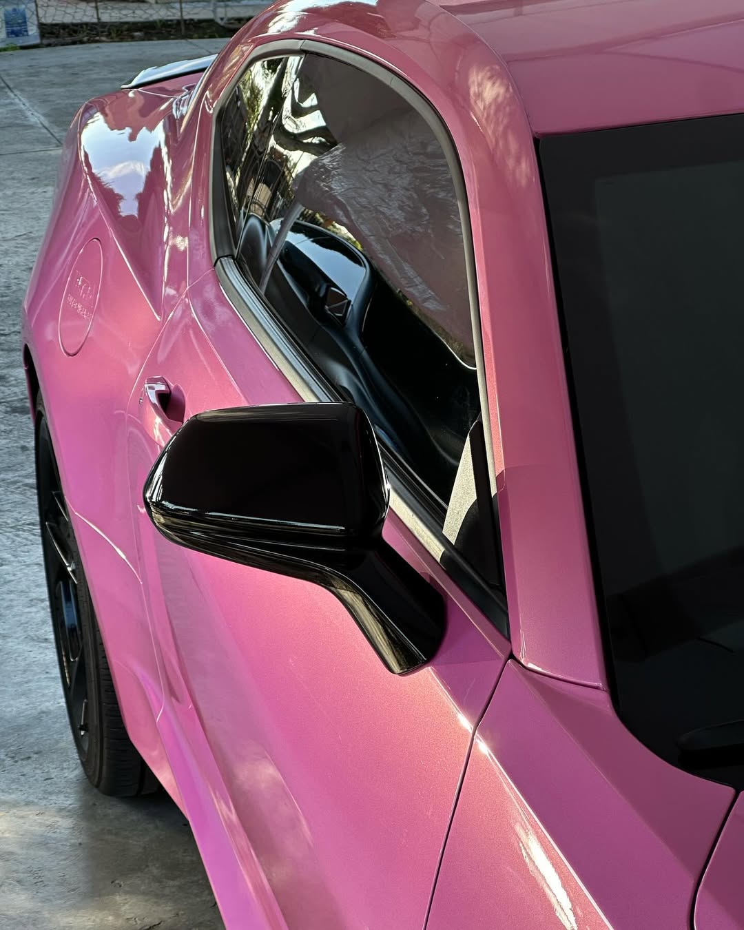 Ravoony Plus PET Glossy Laser Pink Car Vinyl Wrap review Vivid Voltage Wrap 04