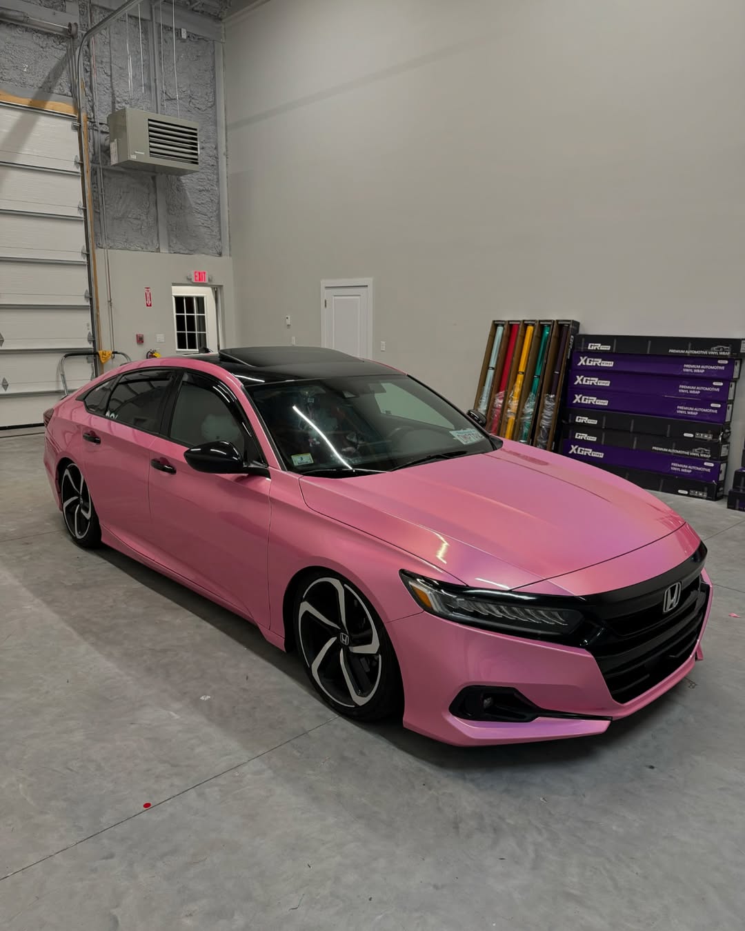 Ravoony Plus PET Glossy Laser Pink Car Vinyl Wrap review Rory Chen 04