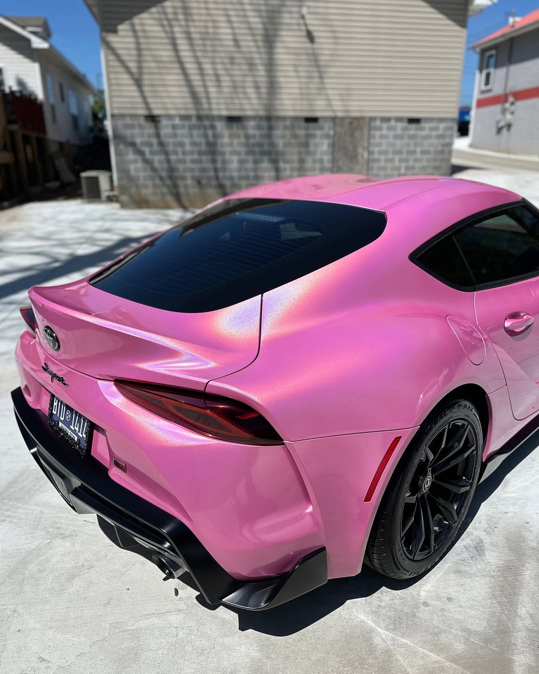 Ravoony Plus PET Glossy Laser Pink Car Vinyl Wrap review Nova Williams 01