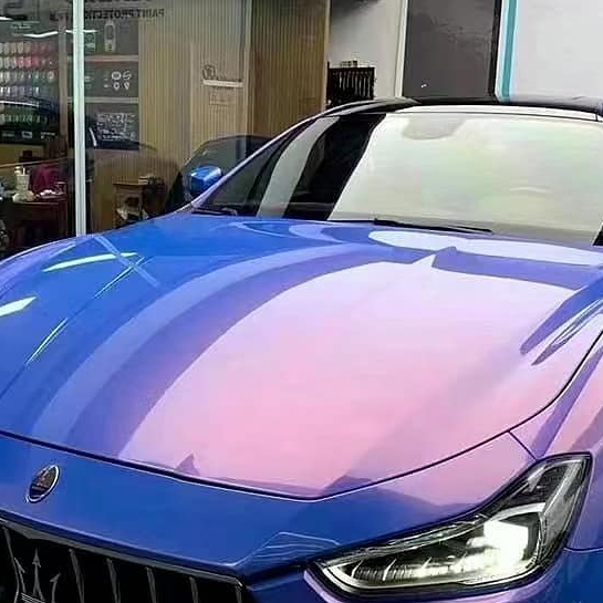 Ravoony Plus PET Glossy Diamond Blue Red Car Wrap review Luminous Spectrum Wraps 01