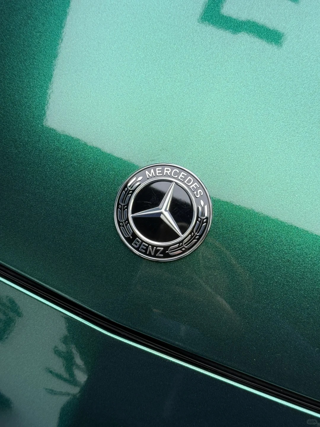   Ravoony Plus PET Glossy Royal Green Vinyl Car Wrap review Catherine O'Connell 02