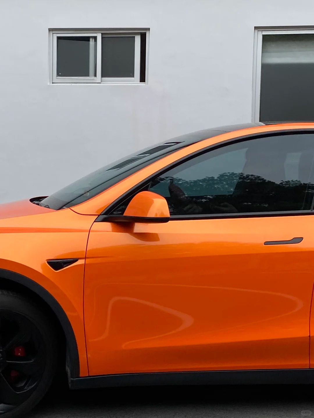 Ravoony Pro TPU Glossy Burnt Orange PPF Film review Isla Morgan 02