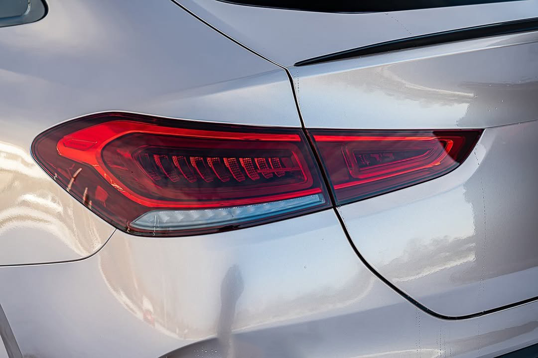 Ravoony Pro TPU Glossy Metallic Champagne Gold PPF Film review Alchemy Auto Armor 04