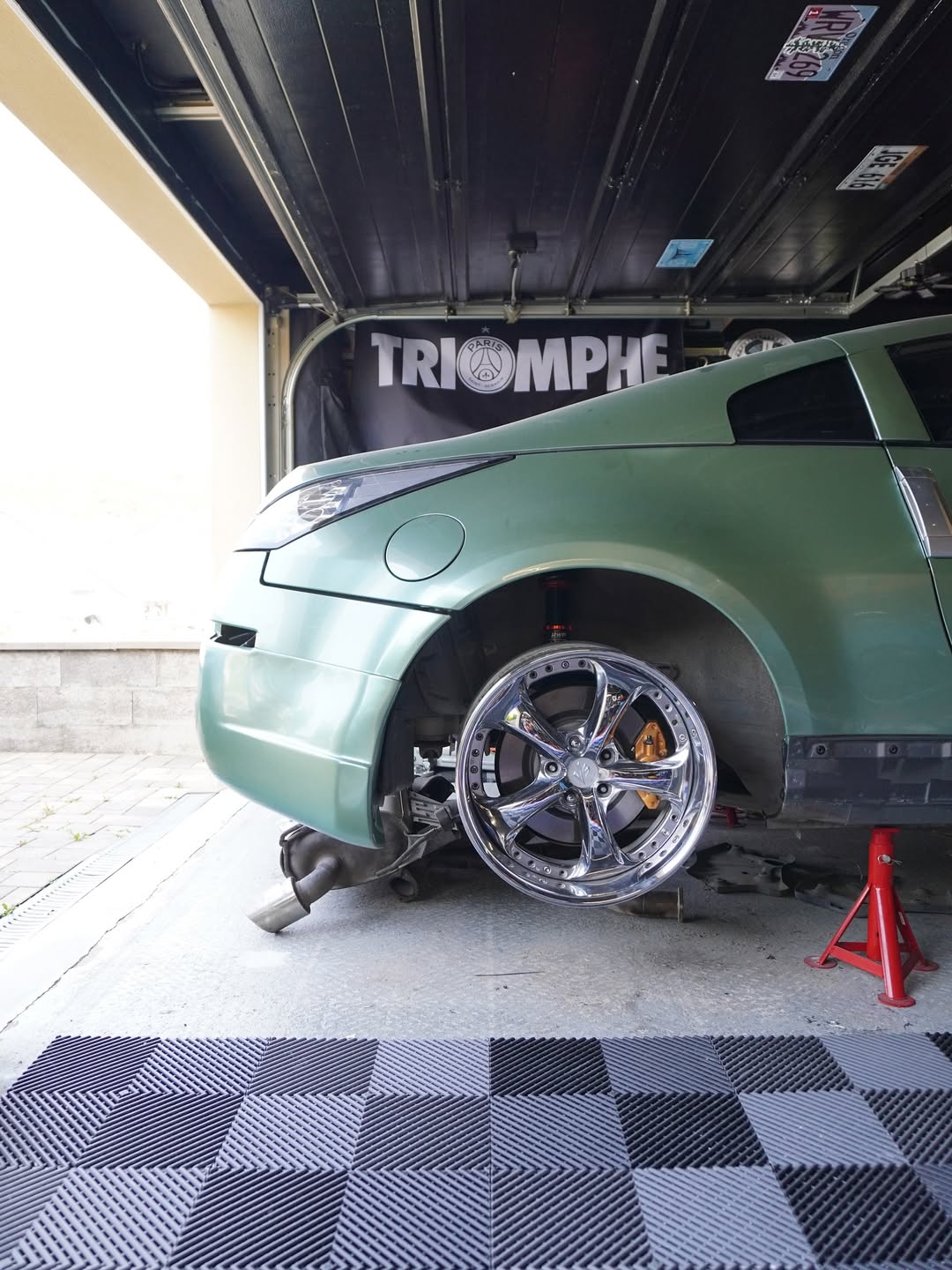 Ravoony Plus PET Ferrari Gloss Verde Francesca Green Vinyl Car Wrap review Antonio "The Doc" Marino 00