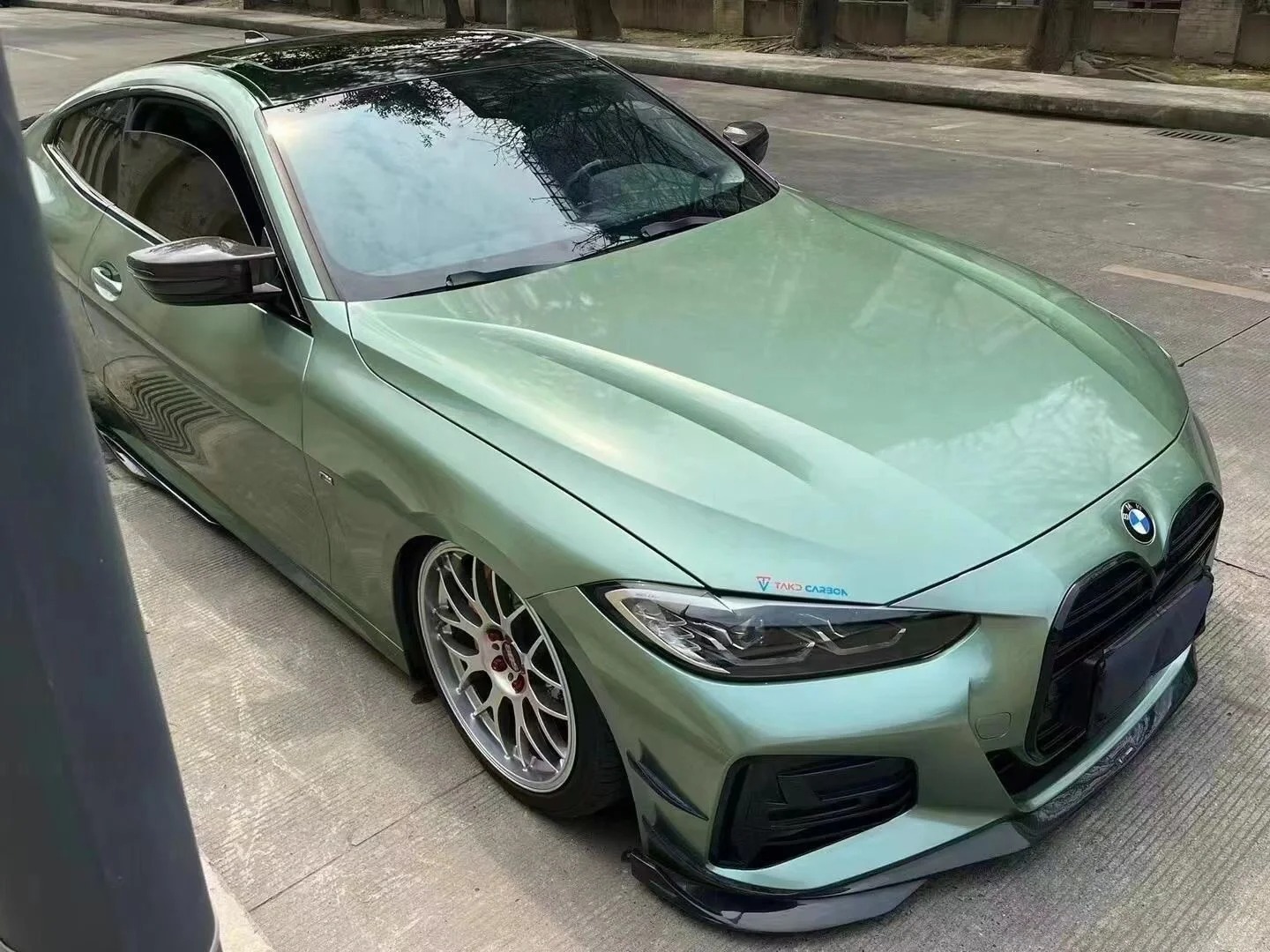 Ravoony Pro TPU Ferrari Gloss Verde Francesca Green PPF Film review Cavallino Guard Garage 01