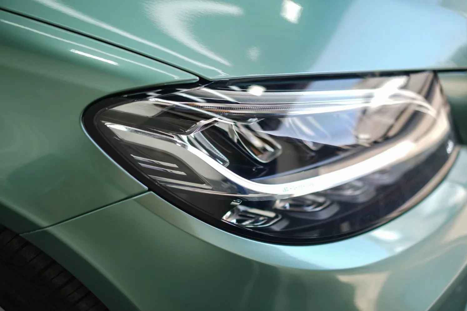 Ravoony Pro TPU Ferrari Gloss Verde Francesca Green PPF Film review Fiorano Finish Pro 03