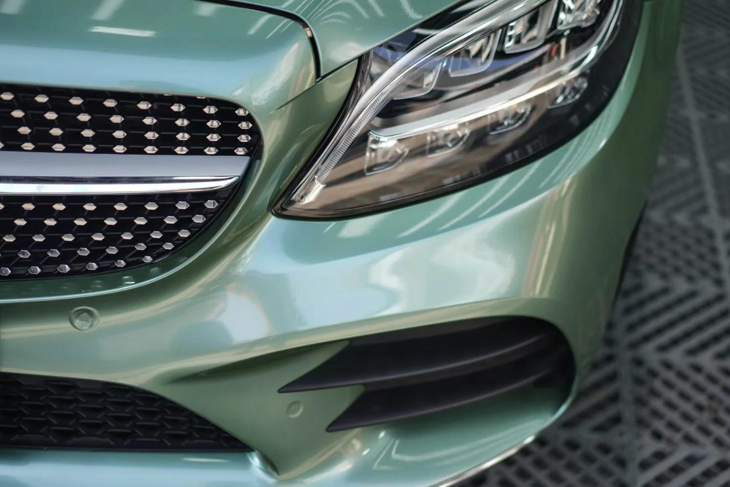 Ravoony Pro TPU Ferrari Gloss Verde Francesca Green PPF Film review Fiorano Finish Pro 02