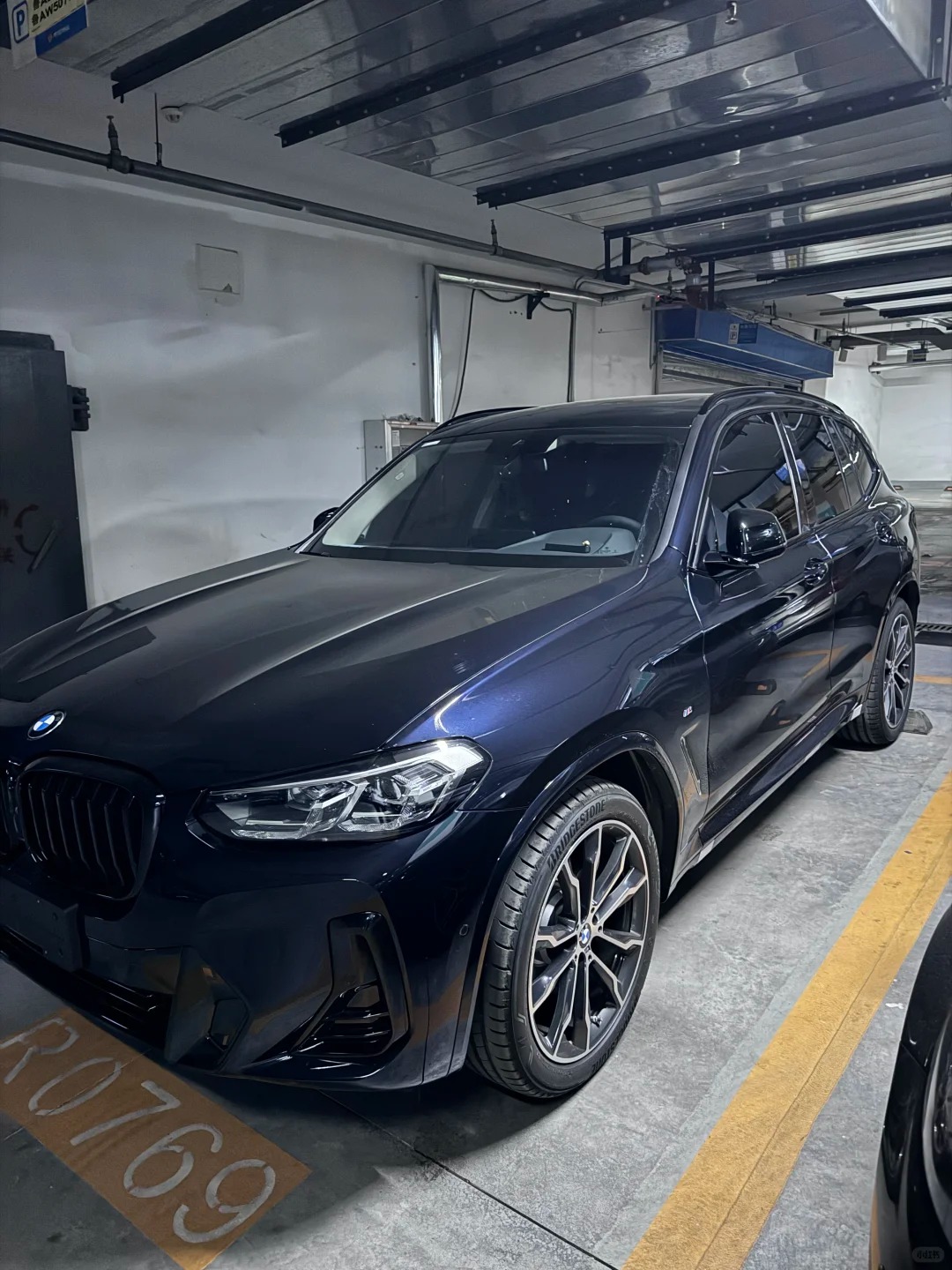 Ravoony Plus PET Gloss BMW Tanzanite Blue Car Vinyl Wrap review Sophie Wagner