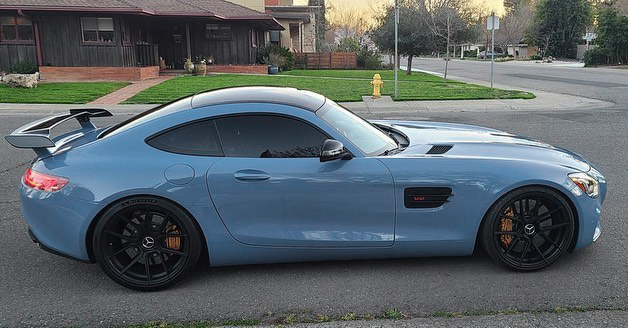 Ravoony Plus PET Gloss China Blue Car Vinyl Wrap review Tyler Morgan 04