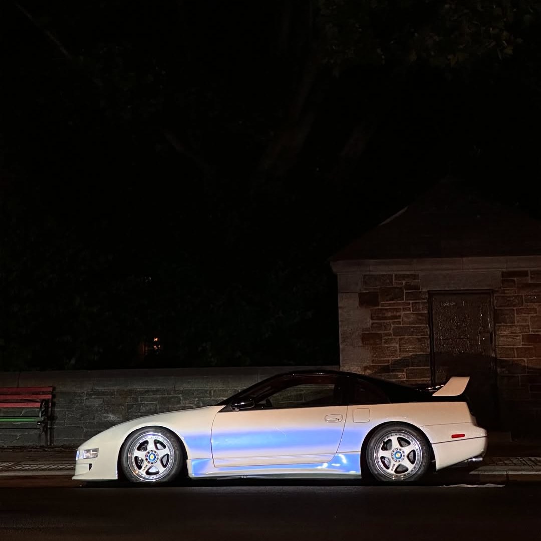 Ravoony Plus PET Glossy White to Blue Car Vinyl Wrap review Aspen Williams 00