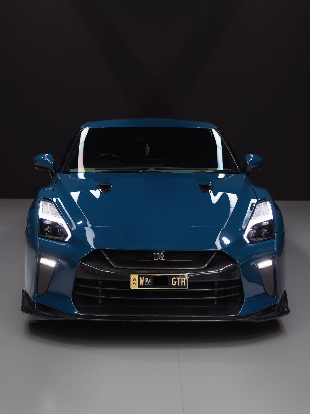 Ravoony Basic PET Gloss Butterfly Valley Blue Vinyl Car Wrap review Luna Reef 08