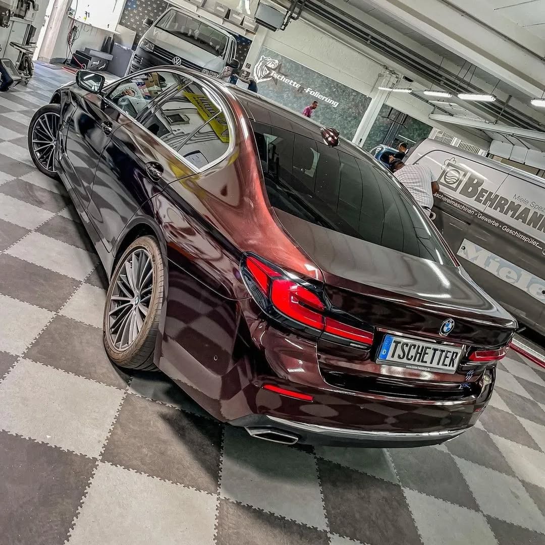 Ravoony Plus PET Gloss Black Rose Vinyl Wrap review Drake Sterling 01