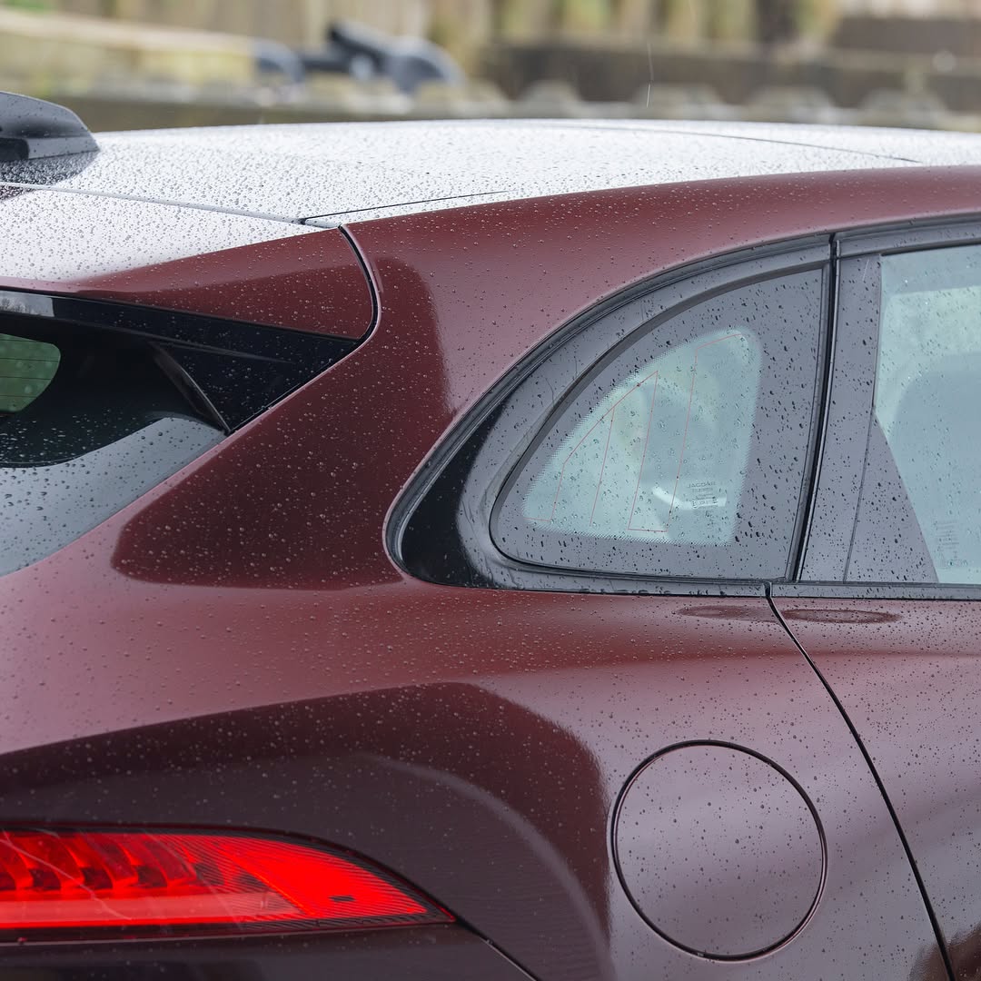 Ravoony Plus PET Gloss Black Rose Vinyl Wrap review Garnet Pierce 03