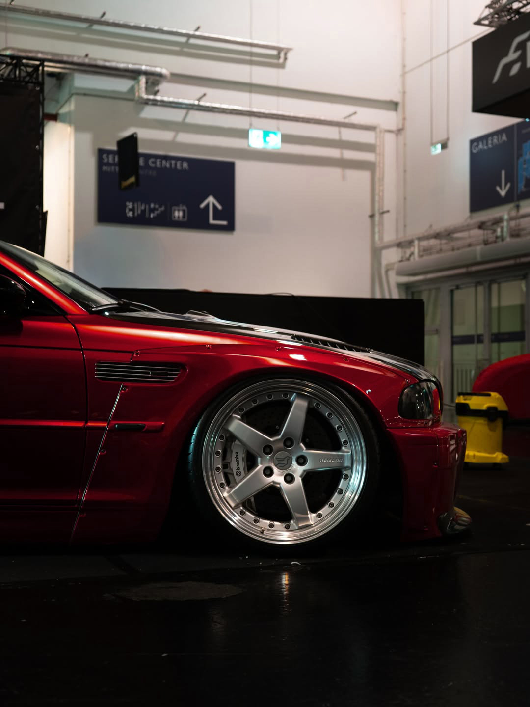 Ravoony Plus PET Liquid Metallic Dragon Blood Red Vinyl Car Wrap review Iris Cole 01