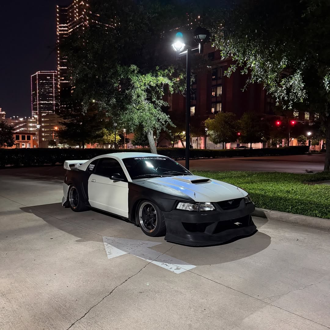 Ravoony Plus PET Glossy White to Blue Car Vinyl Wrap review TONY CHUKD 00