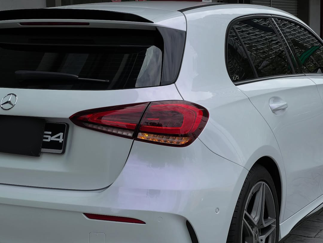 Ravoony Plus PET Glossy White to Purple Vinyl Car Wrap review Prism Petal Pros 03