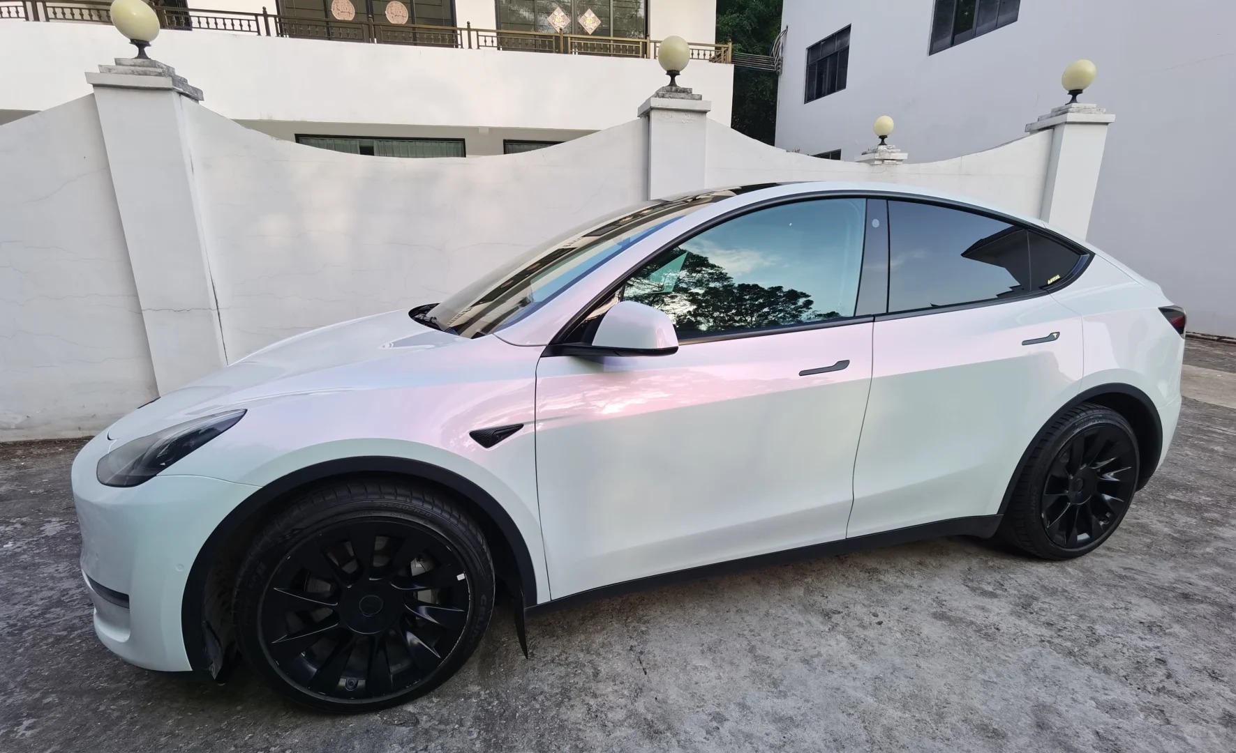  Ravoony Plus PET Glossy White to Pink Car Wrap review Caleb Rose