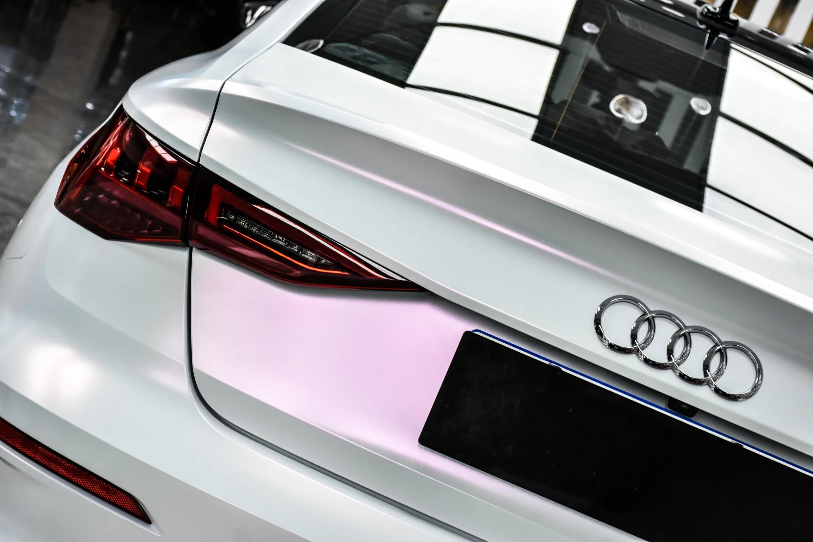 Ravoony Plus PET Matte White To Pink Car Vinyl Wrap review Velvet Bloom Garage 02