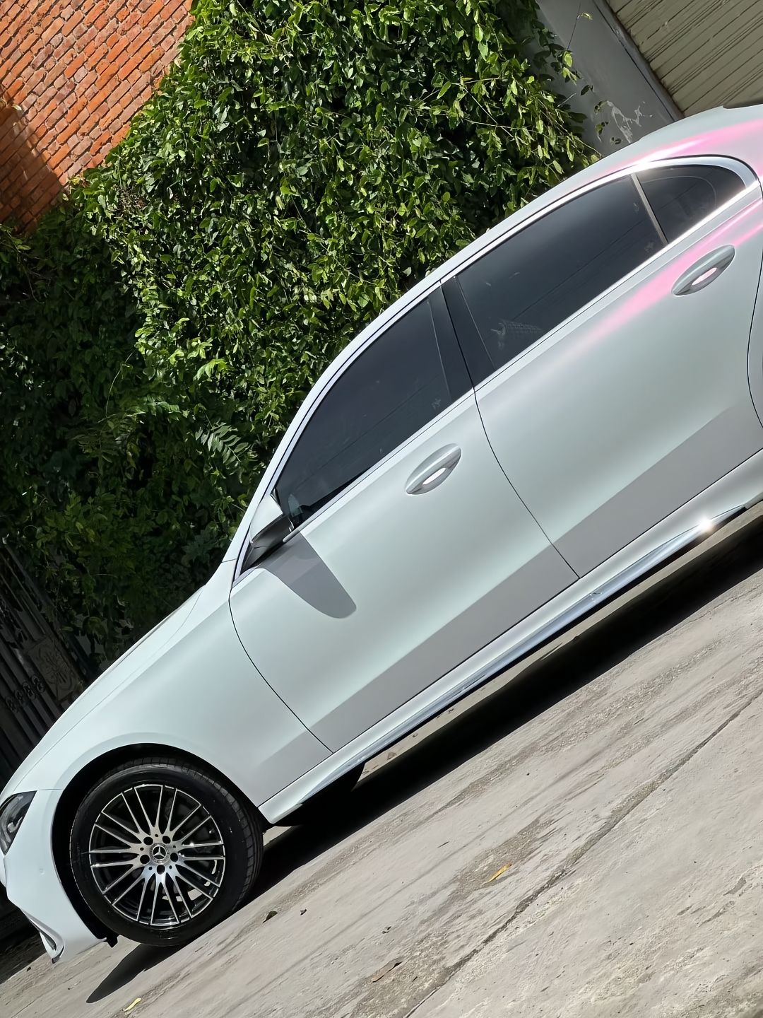 Ravoony Plus PET Matte White To Pink Car Vinyl Wrap review Bianca Frost 05