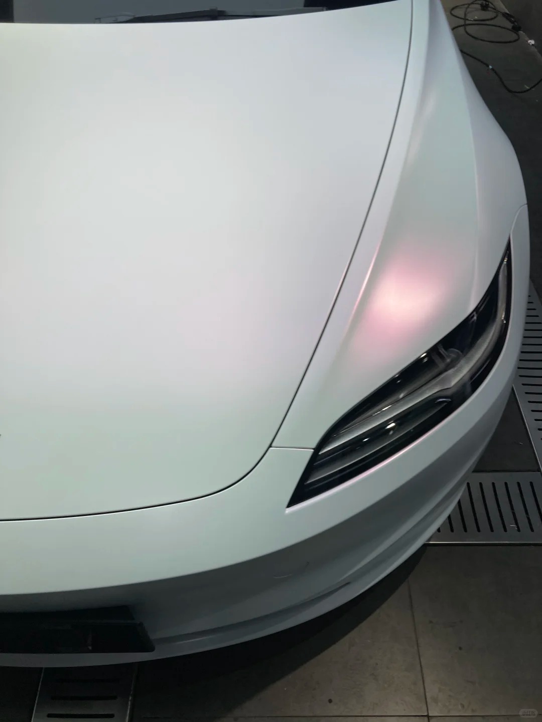 Ravoony Plus PET Matte White To Pink Car Vinyl Wrap review Elodie Mist 01