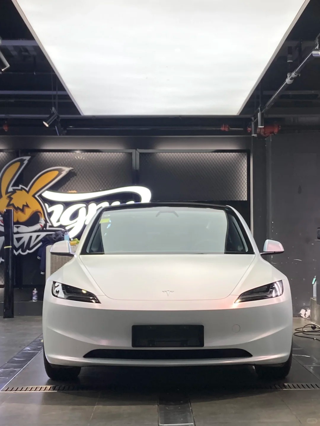 Ravoony Plus PET Matte White To Pink Car Vinyl Wrap review Elodie Mist 00