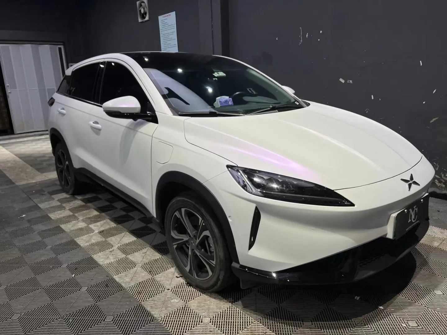 Ravoony Plus Pure Metallic White To Purple Vinyl Car Wrap review Luna Amethyst 00